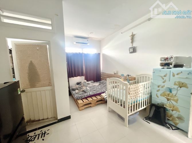 CHDV KHU K300 NGUYỄN THÁI BÌNH, P12, TÂN BÌNH - 90M2 - 5x18 - 5 TẦNG - 11 PHÒNG - 4