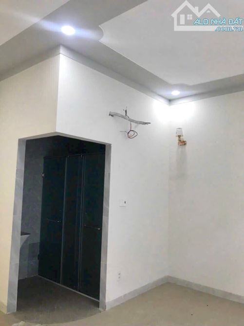 Cho thuê mặt tiền kinh doanh  AN PHÚ ,THUẬN AN ,BÌNH DƯƠNG. 2 lầu 1 trệt Giá 1tr. - 4