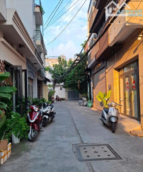 CẦN TIỀN CHO CON ĐI DU HỌC BAO GIÁ GHẼ NHẤT HIỆN NAY - 4
