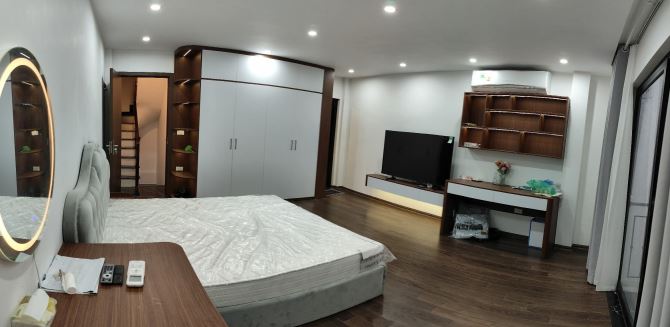 Nhà đẹp 6 tầng thang máy ngõ 279 Đội Cấn, 40m2 gần oto, full nội thất. Giá 11.5 tỷ - 4