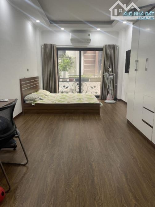 Bán nhà đường Phan Đình Giót, 34m2, ngõ rộng thênh thang, gần ô tô, nhiều tiện ích - 4