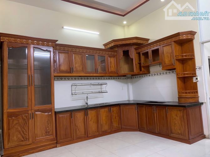 SIÊU PHẨM 3 TẦNG 5X16 MẶT TIỀN KHU DÂN CƯ ĐẠI HẢI PHAN VĂN HỚN GIÁ TỐT - 4
