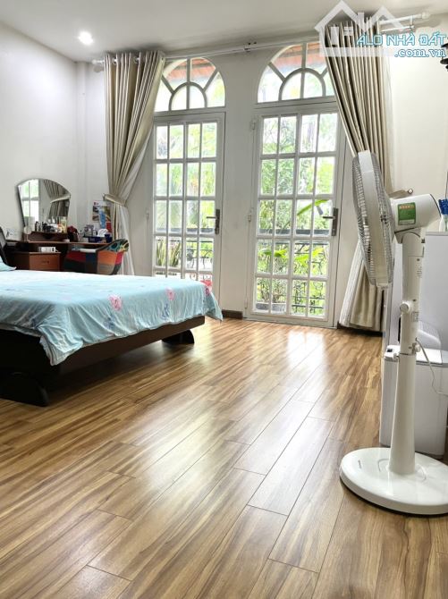 Siêu phẩm nhà đẹp Hẻm Xe Hơi Phan Văn Trị (4x15) 4 Tầng Mới Cứng Giá Ngộp bank Chỉ 8,6 tỷ - 4