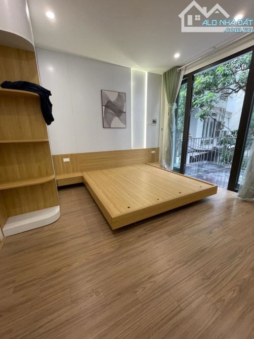 🏠 BÁN NHÀ LÔ GÓC SIÊU ĐẸP – HOÀNG HOA THÁM – 32M² x 6 TẦNG – GIÁ 7.69 TỶ – TẶNG FULL NỘI - 4