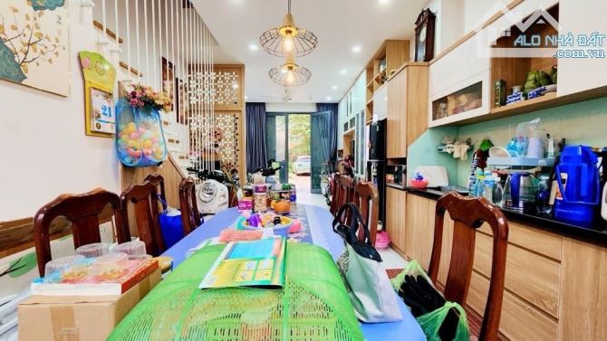 Siêu Phẩm Quận Tân Phú - Đường Tân Sơn Nhì - 4 Tầng - DT 60m2 - HXT Thông - Nhỉnh 9 Tỷ - 4