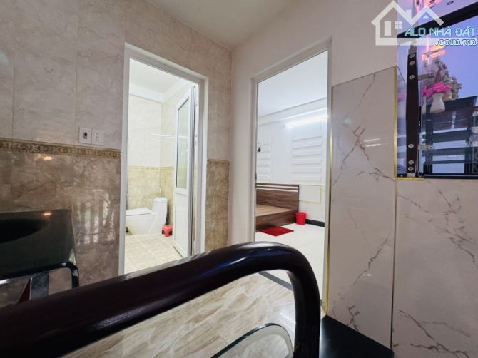 ♥ Mặt Tiền Bàu Trảng sát Điện Biên Phủ, 80m2, 3 tầng hiện đại, 5.x tỷ - 4