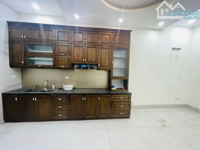 BÁN NHÀ HOÀNG CẦU – ĐỐNG ĐA, PHÂN LÔ HAI MẶT ĐƯỜNG Ô TÔ THÔNG, GẦN PHỐ, KD VĂN PHÒNG. - 4