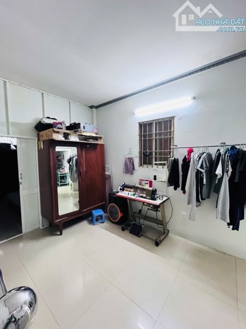Trung tâm Q8, Dương Bá Trạc, nhà mới ở ngay, 49m2 nở hậu, 2 tầng kiên cố BTCT, SHR - 4