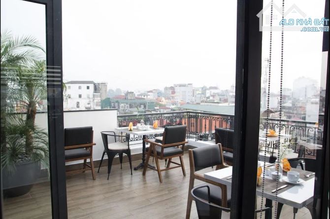 khách sạn 46 phòng- mặt tiền phố cổ- dt: 150m2- ngang 7m- giá: 790 tr/th - 4