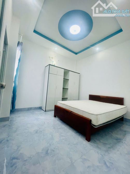BÁN NHÀ 1 TRỆT 3 LẦU CÓ GARA Ô TÔ ĐƯỜNG LÊ LỢI HẺM RỘNG 4 MÉT 72m2 GIÁ 6t3 - 4