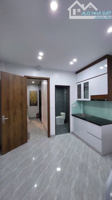 CỔ NHUẾ  BẮC TỪ LIÊM, 6 TẦNG THANG MÁY FULL NỘI THẤT DT 35M2 VÀI BƯỚC CHÂN RA PHỐ, Ô TÔ ĐỖ - 4