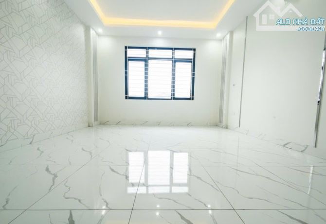BÁN NHÀ LÔ GÓC, NỞ HẬU TRUNG TÂM CẦU GIẤY - ĐƯỜNG TRẦN THÁI TÔNG - GIÁ 12.3 TỶ - 4