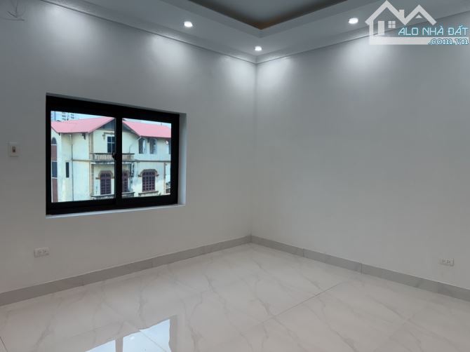 BÁN NHÀ CHU HUY MÂN – PHÚC ĐỒNG, 103M², 4 TẦNG, 12.3 TỶ – 2 MẶT THOÁNG, SÂN RỘNG - 4