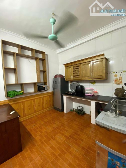 Cho thuê nhà ngõ Bùi Xương Trạch, 3 tầng x 38m2, 3 ngủ, 10 Triệu - 4