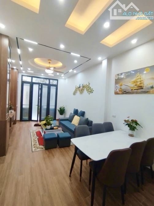 Bán nhà Linh Đàm, 40m, 5 tầng, 5.3 tỷ, gần ô tô - 4
