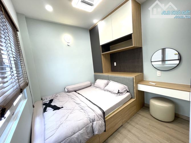 BÁN NHÀ MẶT TIỀN NGUYỄN TRỌNG TUYỂN,2 TẦNG, 25M2 GIÁ 6,5 TỶ - 4