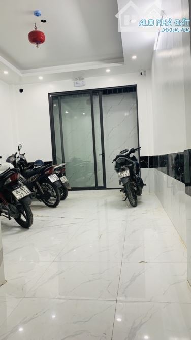 KIM NGƯU – TÒA NHÀ MỚI TINH – 55M² (THỰC TẾ 60M²) – 12.7 TỶ – FULL NỘI THẤT