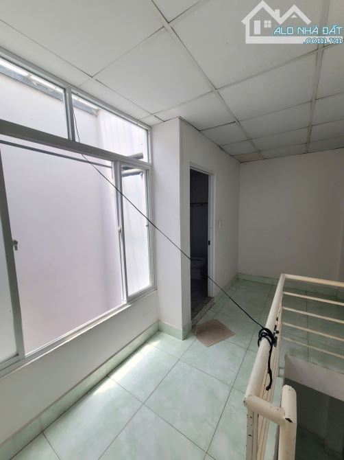 Bán nhà cấp 4 KDC gần BigC Dĩ An p.Đông Hòa Tp.Dĩ An chỉ 3ty750 TL M7433 - 4