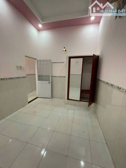 Cần bán gấp căn nhà cấp 4 ở đường Trịnh Thị Miếng , Thới Tam Thôn 60m2 SHR giá 890 triệu - 5