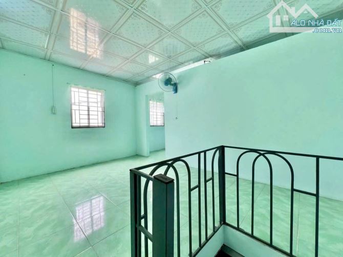 BÁN NHÀ LẦU GIÁ RẺ - KẾ BÊN CHỢ,  TRƯỜNG HỌC - 5