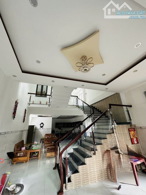 Bán nhà 2 mặt tiền Trần Duy Chiến đường oto chạy vi vu giá tốt - 5