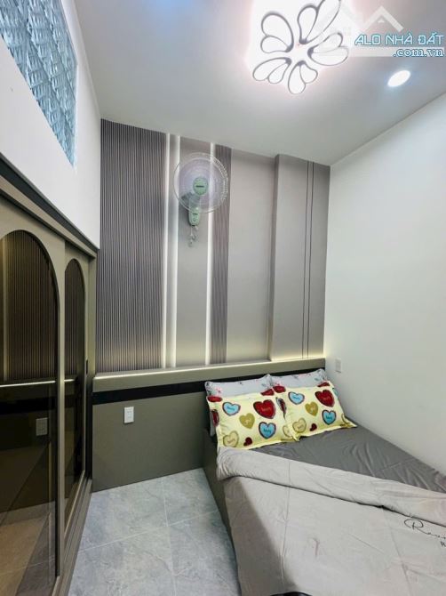 Siêu Phẩm Tân Bình, 2 Tầng , 24m2 , Hẻm Rộng , Nhà Mới Đẹp , Giá chỉ 3.65 Tỷ TL - 5
