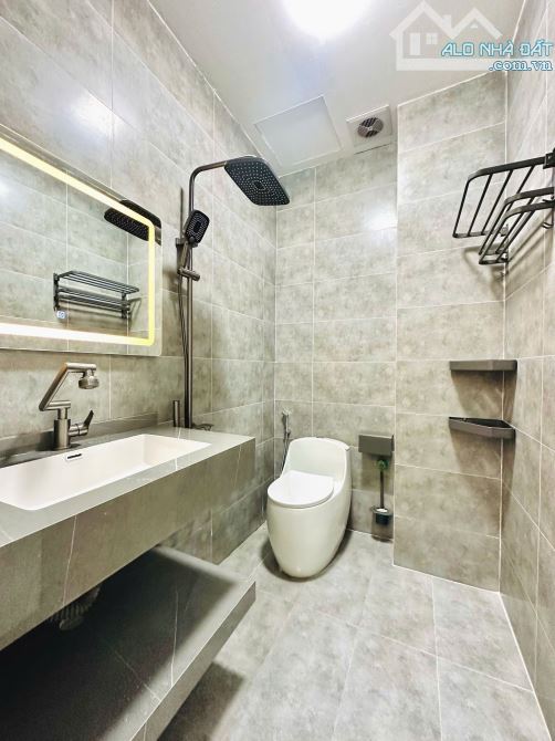 BÁN NHÀ THỊNH QUANG - ĐỐNG ĐA, HAI MẶT NGÕ, Ô TÔ ĐỖ CỬA, NHÀ 4 TẦNG NỞ HẬU NỘI THẤT ĐẸP. - 5