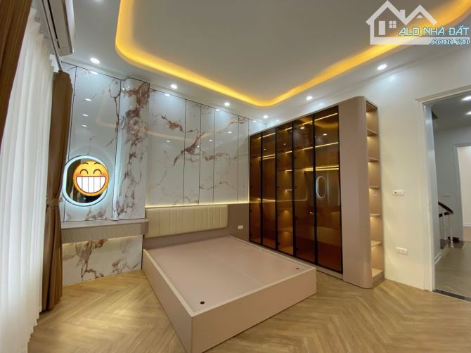 NGUYỄN KHANG 45M2, 6 TẦNG, MT 4M – Ô TÔ TRÁNH, VÀO NHÀ – KINH DOANH VP – 17.9 TỶ - 5