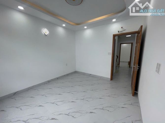 BÁN NHÀ 4 TẦNG HẺM XE HƠI NGUYỄN VĂN ĐẬU-4PN-SÁT PHAN ĐĂNG LƯU CHỈ 8,6 TỶ - 5