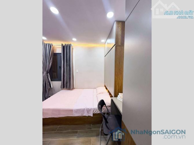 Chốt ngay trong Tuần - Siêu phẩm Nhà đẹp - ngay chợ Bà Chiểu - 4 tầng - 4 tỷ - 5
