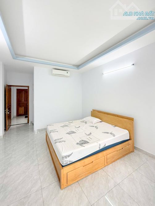 BÁN NHÀ MẶT TIỀN BÌNH TÂN - 4X16M - 4 TẦNG - KHU TÊN LỬA, AEON MAL - 5