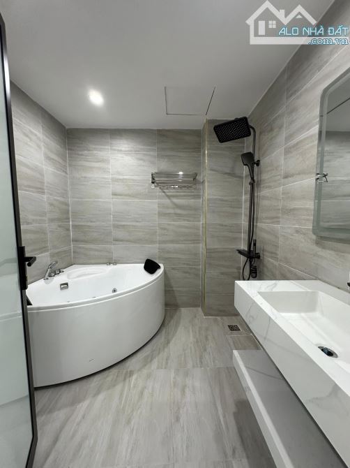 Nhà đẹp phố Vũ Xuân Thiều 55X7T, lô góc, TM, ô tô tránh, Full nội thất cao cấp, giá tốt 13 - 5