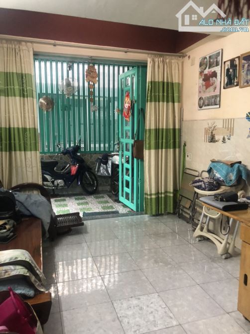 NHỈNH 5 TỶ- NHÀ 4 TẦNG- LÔ GÓC CÓ CỬA HÔNG THOÁNG MÁT- CÓ THỂ CẢI TẠO THÀNH CĂN HỘ DỊCH VỤ - 5