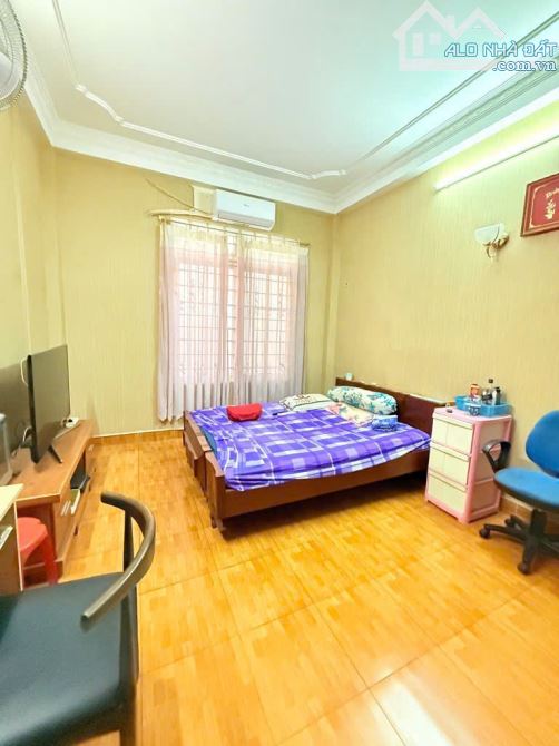 Bán Nhà 4 Tầng BTCT - Xe Hơi Ngủ Trong Nhà - Tô Hiến Thành- Quận 10- Nhỉnh 13 Tỷ Xíu - 5