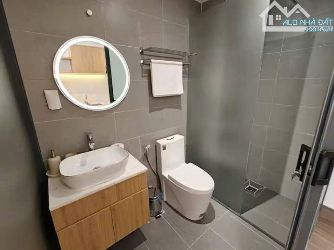 8 TỶ SỞ HỮU NHÀ MỚI 5 TẦNG NGAY TT Q1. 6 PHÒNG – 5WC - 5