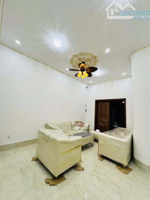 💎 Nhà Đẹp mới xây (5 x 32m) đường rộng xe hơi Vivu cạnh Công ty May Công Tiến - 5