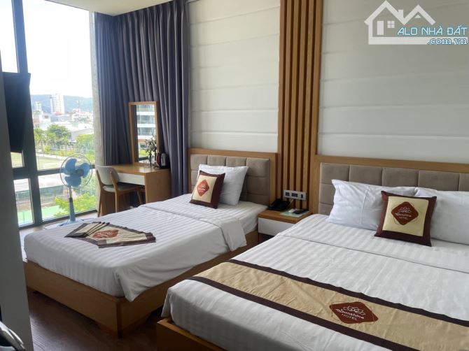 CỰC PHẨM TOÀ KHÁCH SẠN 10 TẦNG- MT TRẦN QUANG DIỆU - ĐƯỜNG 10,5M - THANG MẤY - DT GẦN 3TỶ - 5