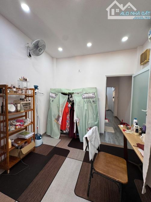 HẺM 4M, NGUYỄN THIỆN THUẬT QUẬN 3 - 4 TẦNG - DT 36M2 - 5