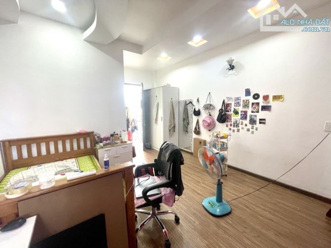 💥KHU PHÂN LÔ ĐỒNG BỘ NGAY EMART PHAN HUY ÍCH-XE HƠI VÀO NHÀ-3 TẦNG KIÊN CỐ-DT 4Mx17M - 5
