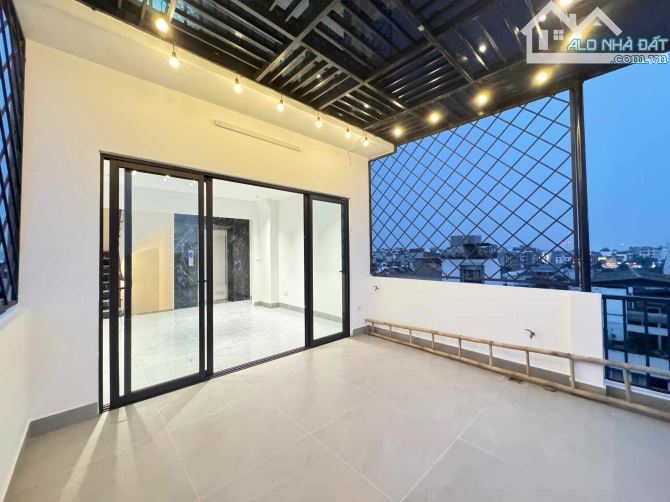 Bán Nhà Ngõ 554 Nguyễn Văn Cừ, Long Biên, 42m2, 7 Tầng, Gara Ô Tô, Thang Máy, Kinh Doanh - 5