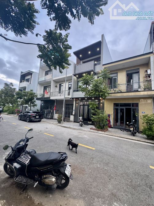 Bán Nhà 2 Tầng Full Nội Thất KQH Hương Sơ - 6