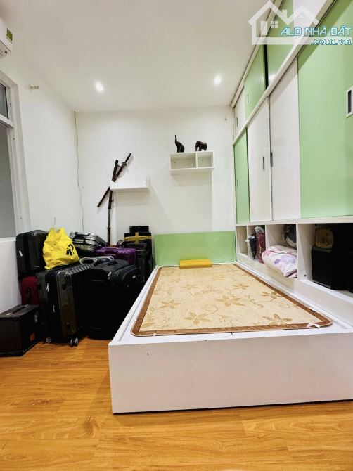 BÁN NHÀ CẦU GIẤY CẠNH CÔNG VIÊN NGHĨA ĐÔ, 80m2 5T, MT 4.3m, DÂN XÂY, 2 THOÁNG, GIÁ 15.5 TỶ - 6