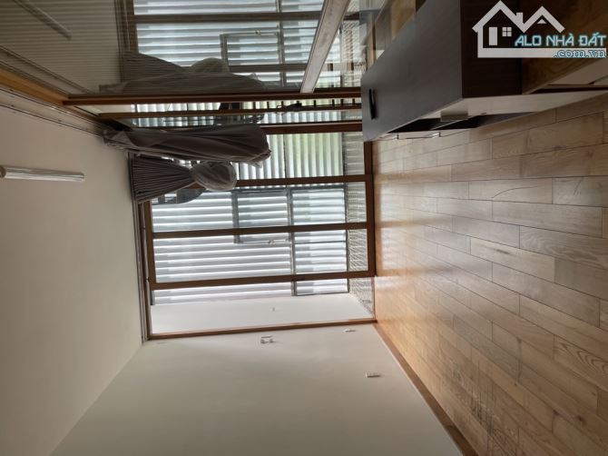 HẺM XE TẢI 180 NGUYỄN HỮU CẢNH | KẾ BÊN LANDMARK | 5 TẦNG | 50m2 | MỚI Ở NGAY  Kết cấu: Tr - 6