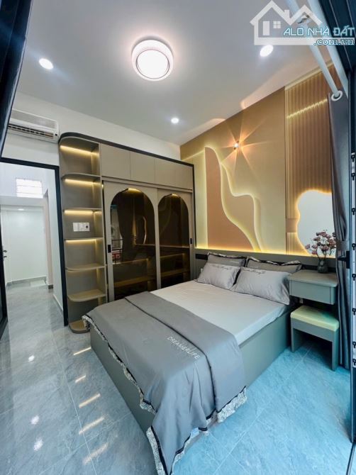 Siêu Phẩm Tân Bình, 2 Tầng , 24m2 , Hẻm Rộng , Nhà Mới Đẹp , Giá chỉ 3.65 Tỷ TL - 6