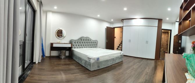 Nhà đẹp 6 tầng thang máy ngõ 279 Đội Cấn, 40m2 gần oto, full nội thất. Giá 11.5 tỷ - 6