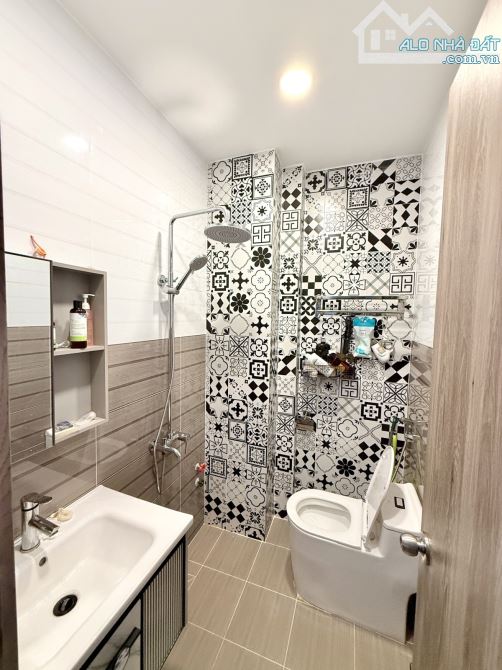 Thật 100% Hẻm 6m Nhà 4 Tầng Khu Phân Lô Dân Trí Cao, Tam Phú Thủ Đức giá 7 tỷ 3 - 6