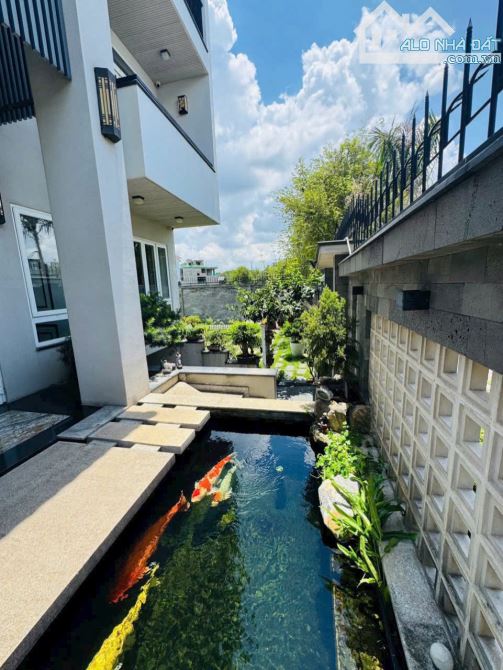 Ngộp bank bán căn góc 2 MT NGuyễn Oanh Gò Vấp - 16x42m - 4 tầng - HĐT 400tr giá 95 tỷ - 6