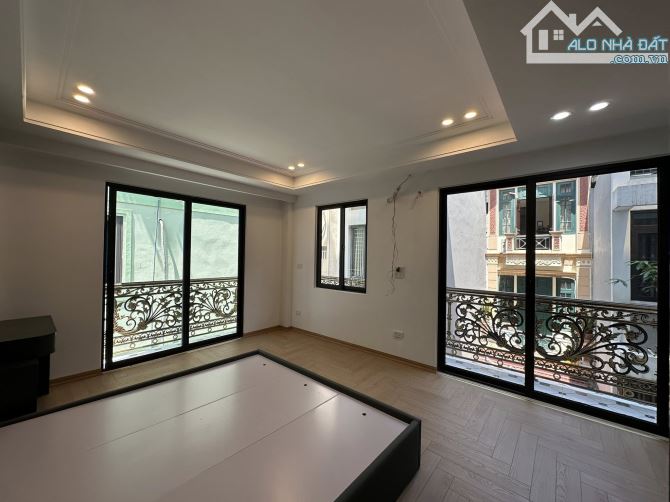 Nhà đẹp phố Vũ Xuân Thiều 55X7T, lô góc, TM, ô tô tránh, Full nội thất cao cấp, giá tốt 13 - 6