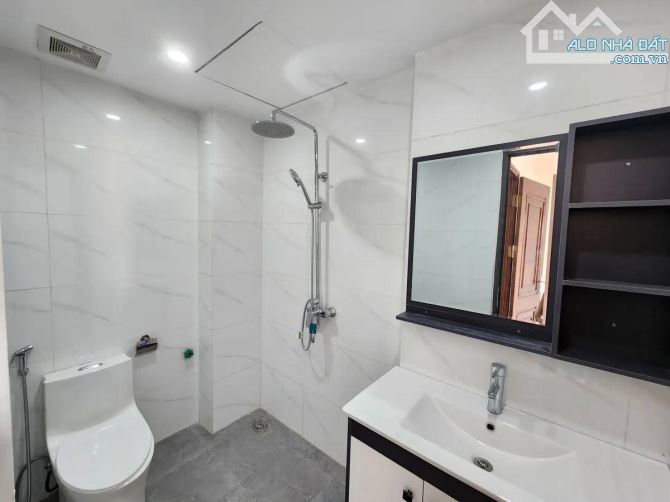 Bán nhà Ô Cách gần Hoa Lâm, 6 tầng thang máy, Gara, 42m2, mt 4m, 8.85 tỷ, ở ngay - 6