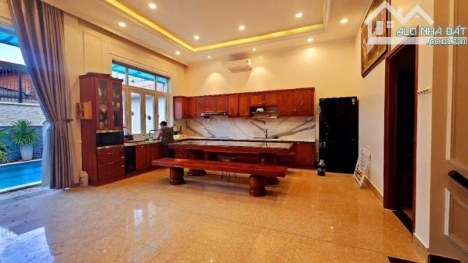 SIÊU BIỆT THỰ 4 TẦNG - MTKD - TAM HÀ - 427M2 FULLL THỔ - 6